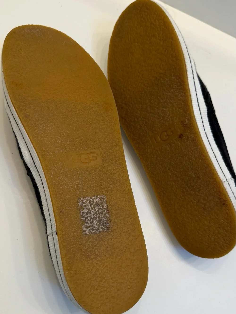 Ugg Bren Woven Knit Slip On size 10